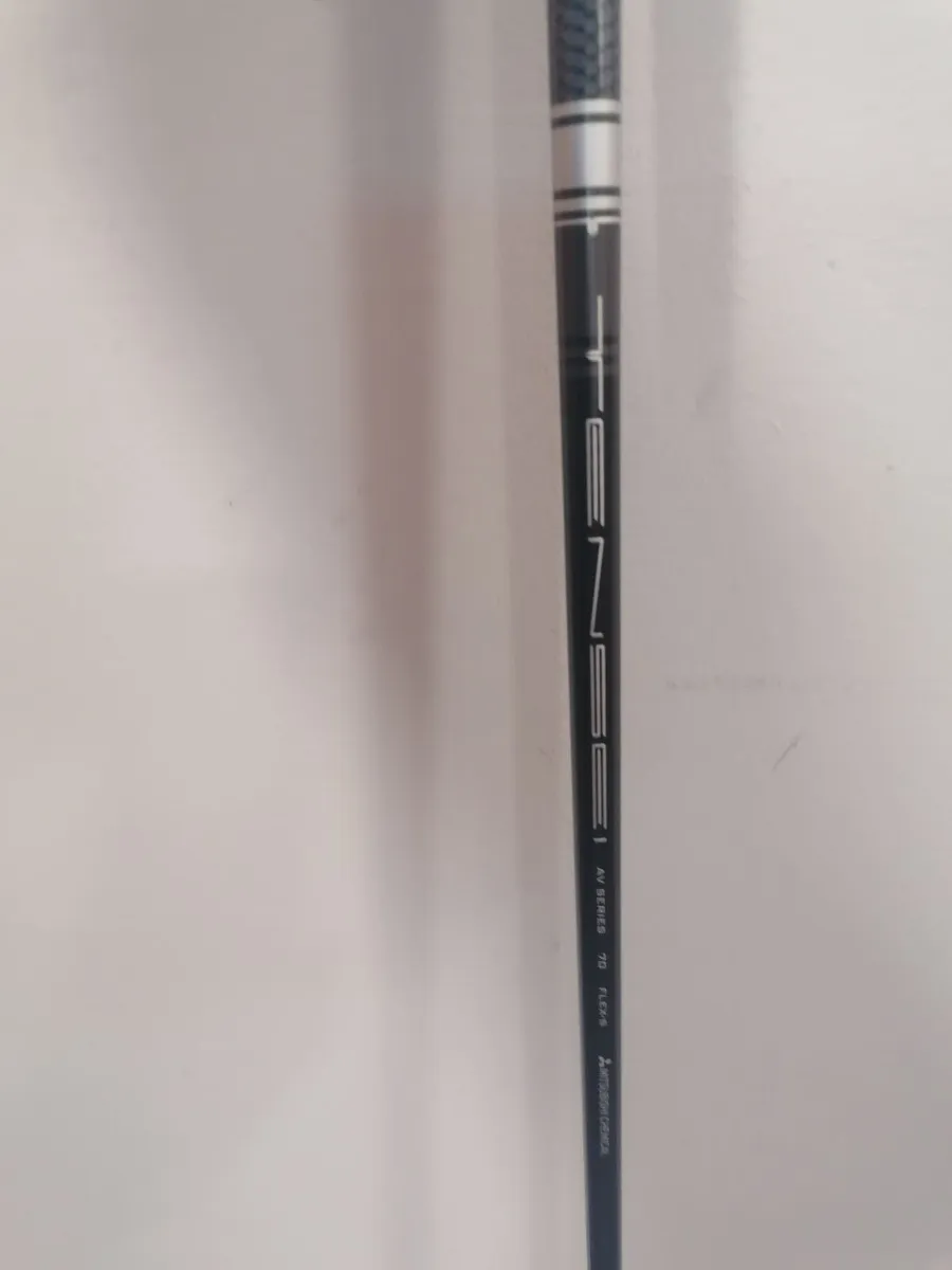 Wilson Staff D9 Hybrid No.2 Stiff - Image 2