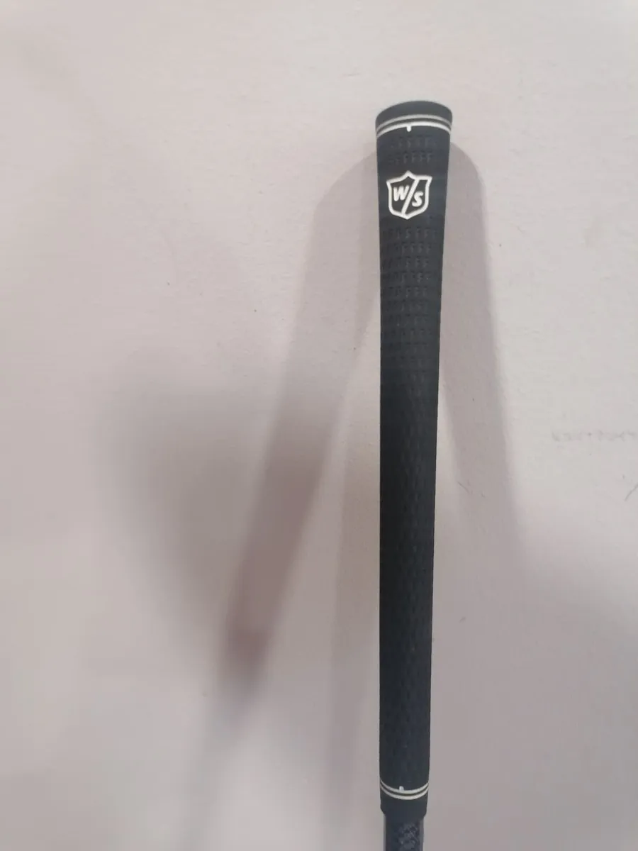 Wilson Staff D9 Hybrid No.2 Stiff - Image 4