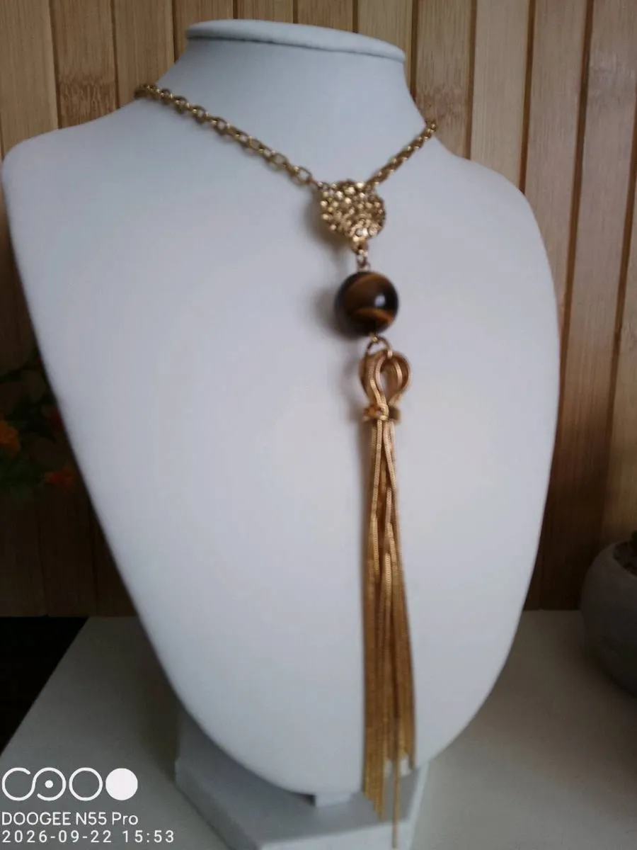 Women's Vintage Style Necklace - Image 1