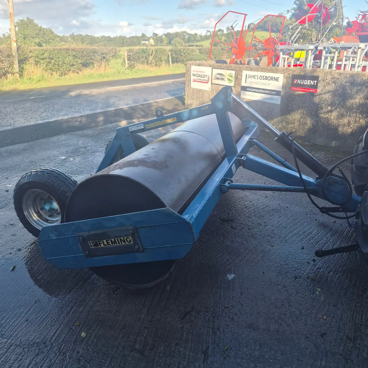 Fleming 9ft Roller - Image 3