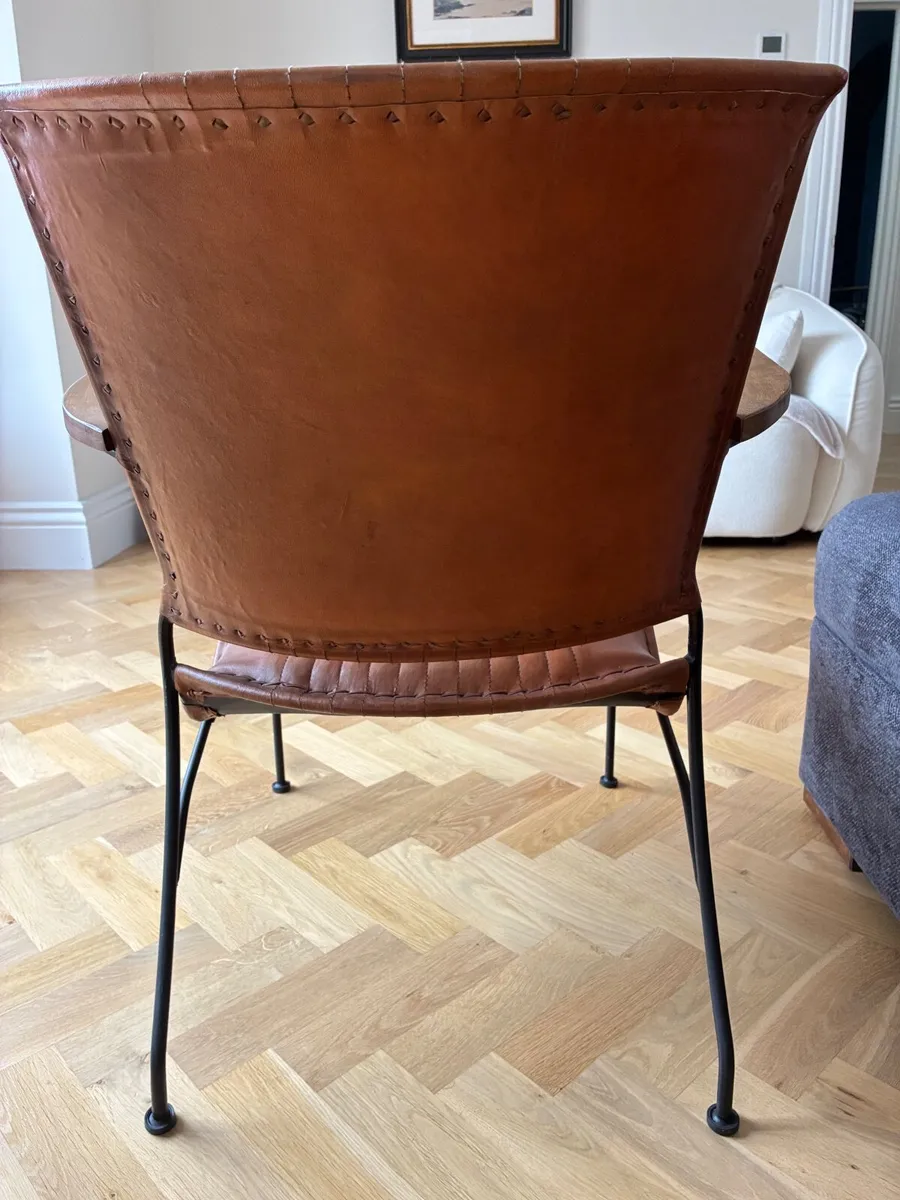 Bottega Antique Brown leather armchair - Image 3