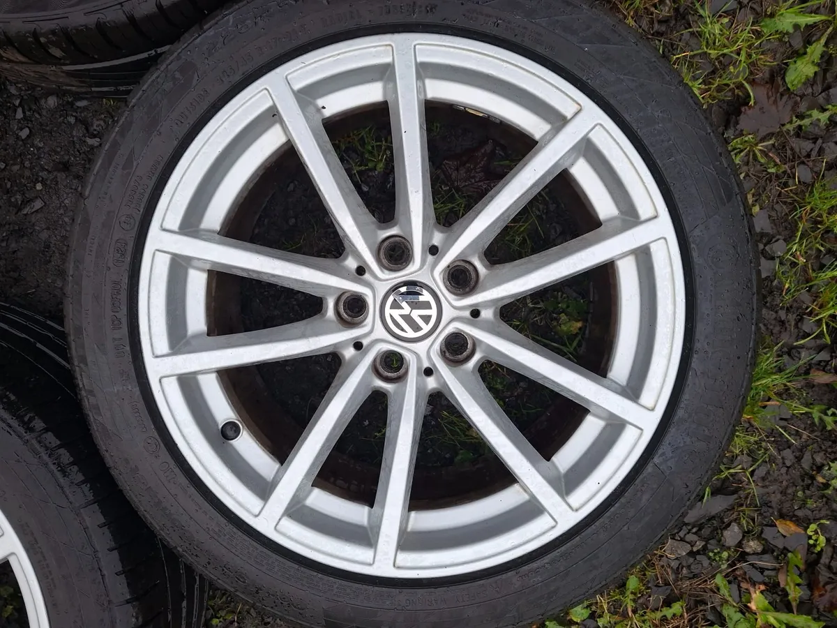 17" Vw Alloys with tyres - Image 1