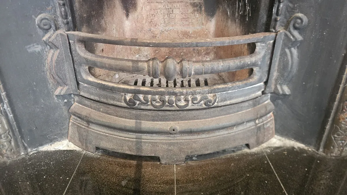 Fireplace - Image 4