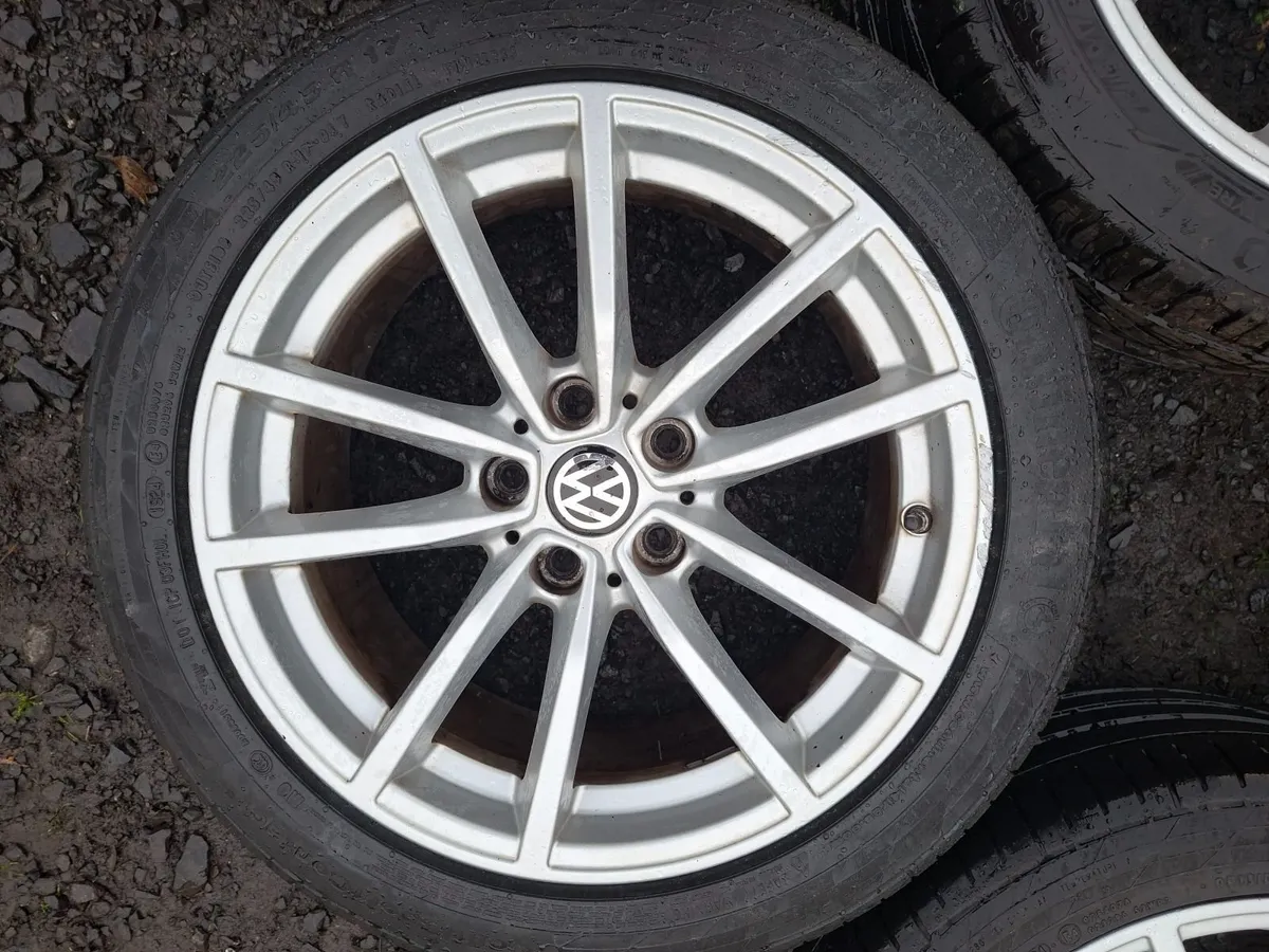 17" Vw Alloys with tyres - Image 4