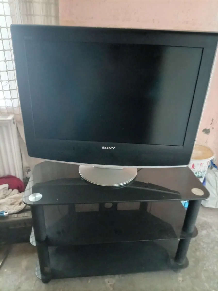 TV & Stand
