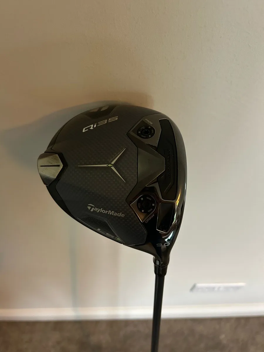 As new Taylormade Qi35 driver - Image 1