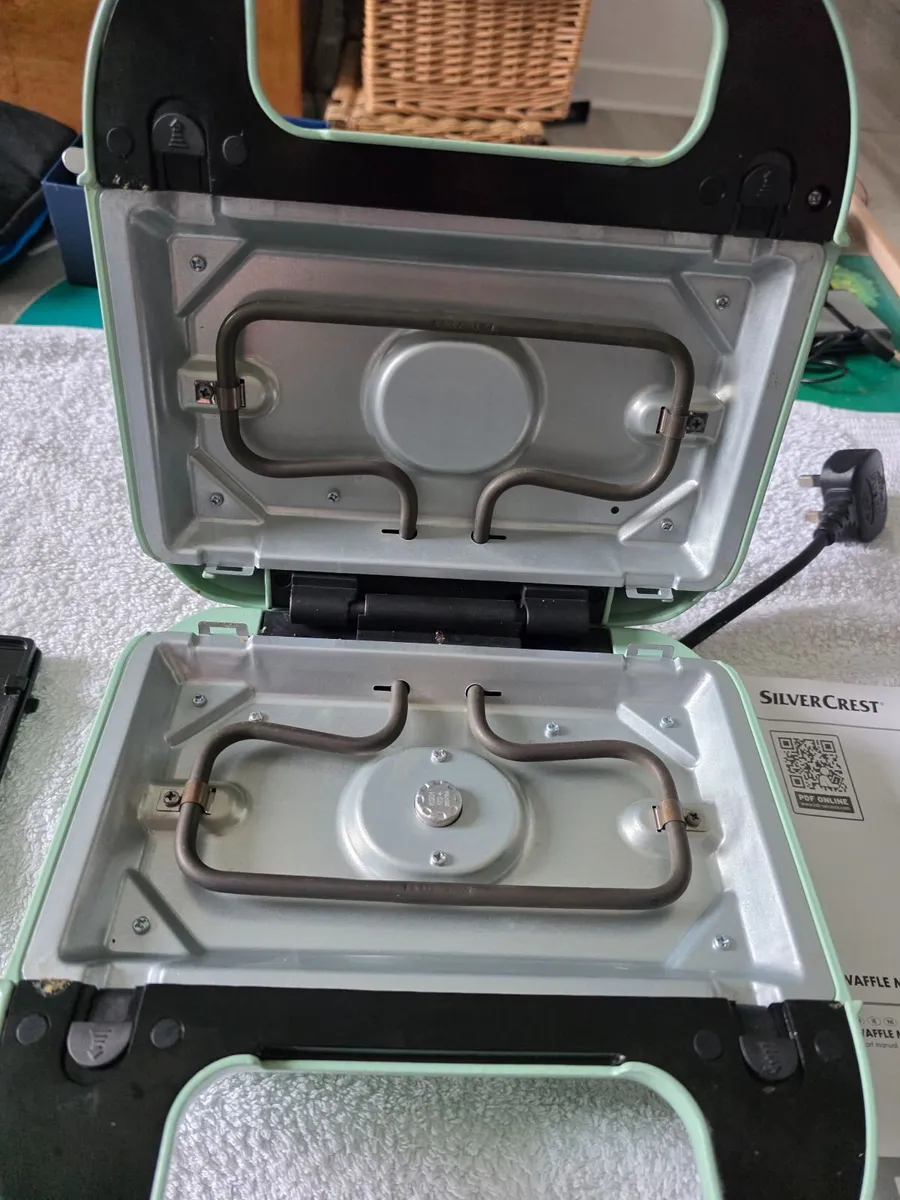 Waffle Maker - Image 2