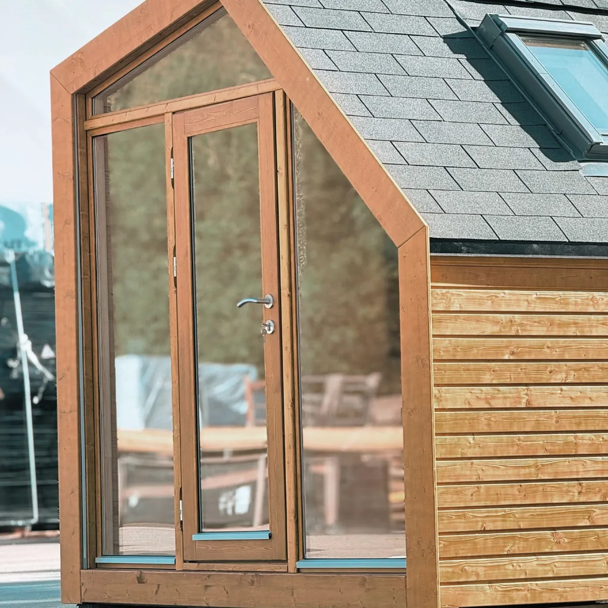 Ridgefall 2-Person Glamping Pod - Image 2
