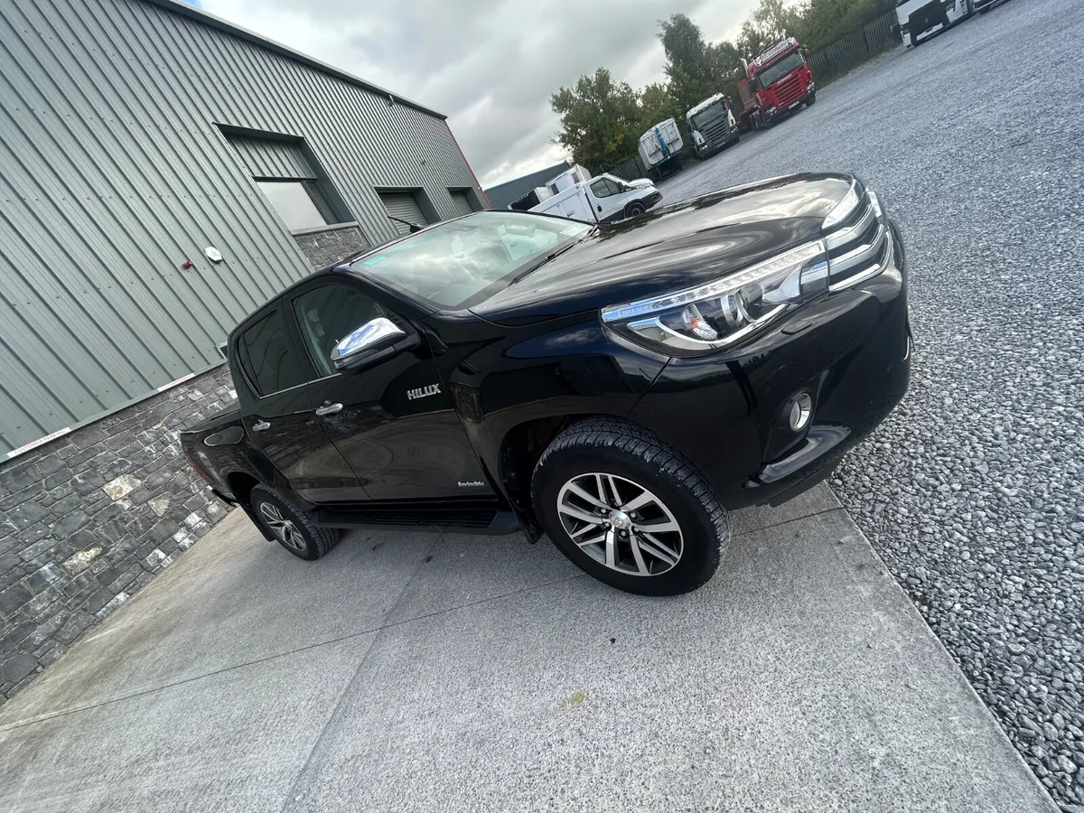 Toyota Hilux 2018 - Image 1