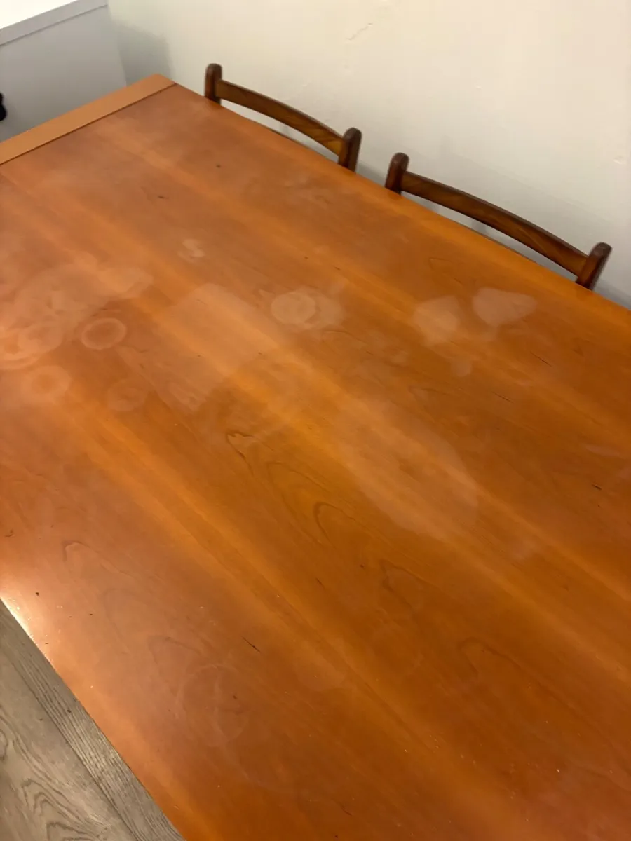 Solid wood dining table - Image 2