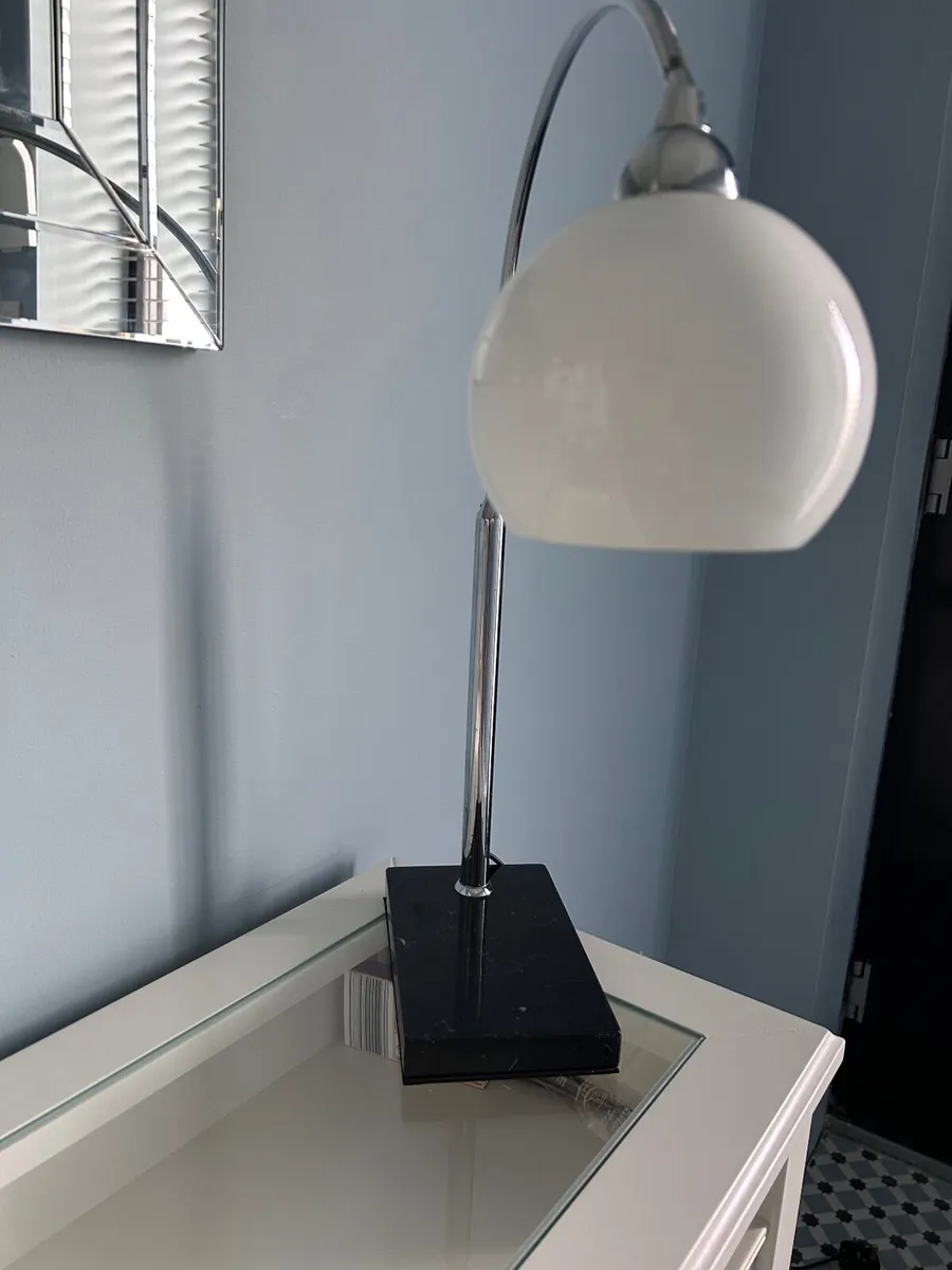 Silver  chrome and black marble base lamp - Image 2