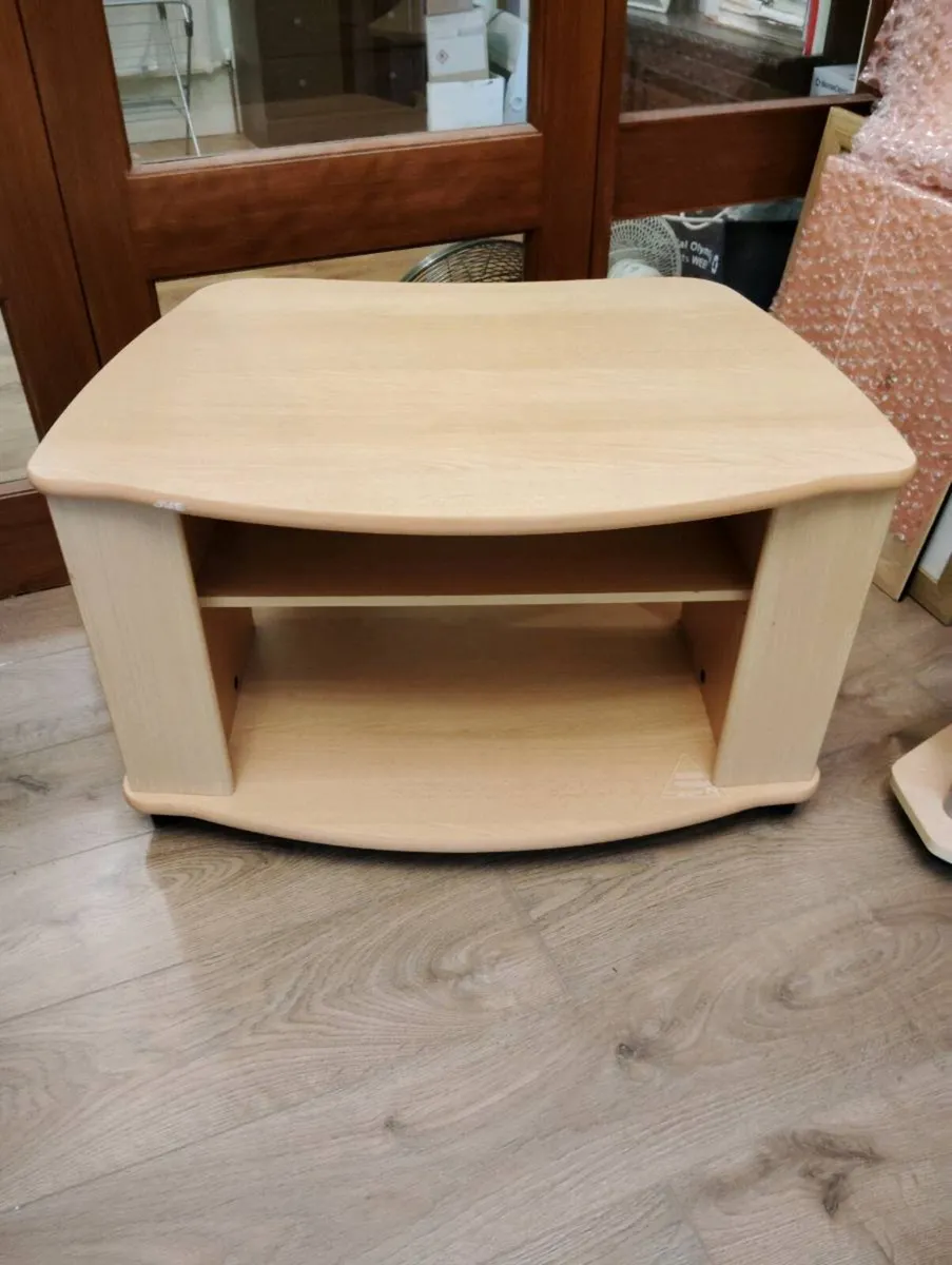 Cabinet. - Image 2