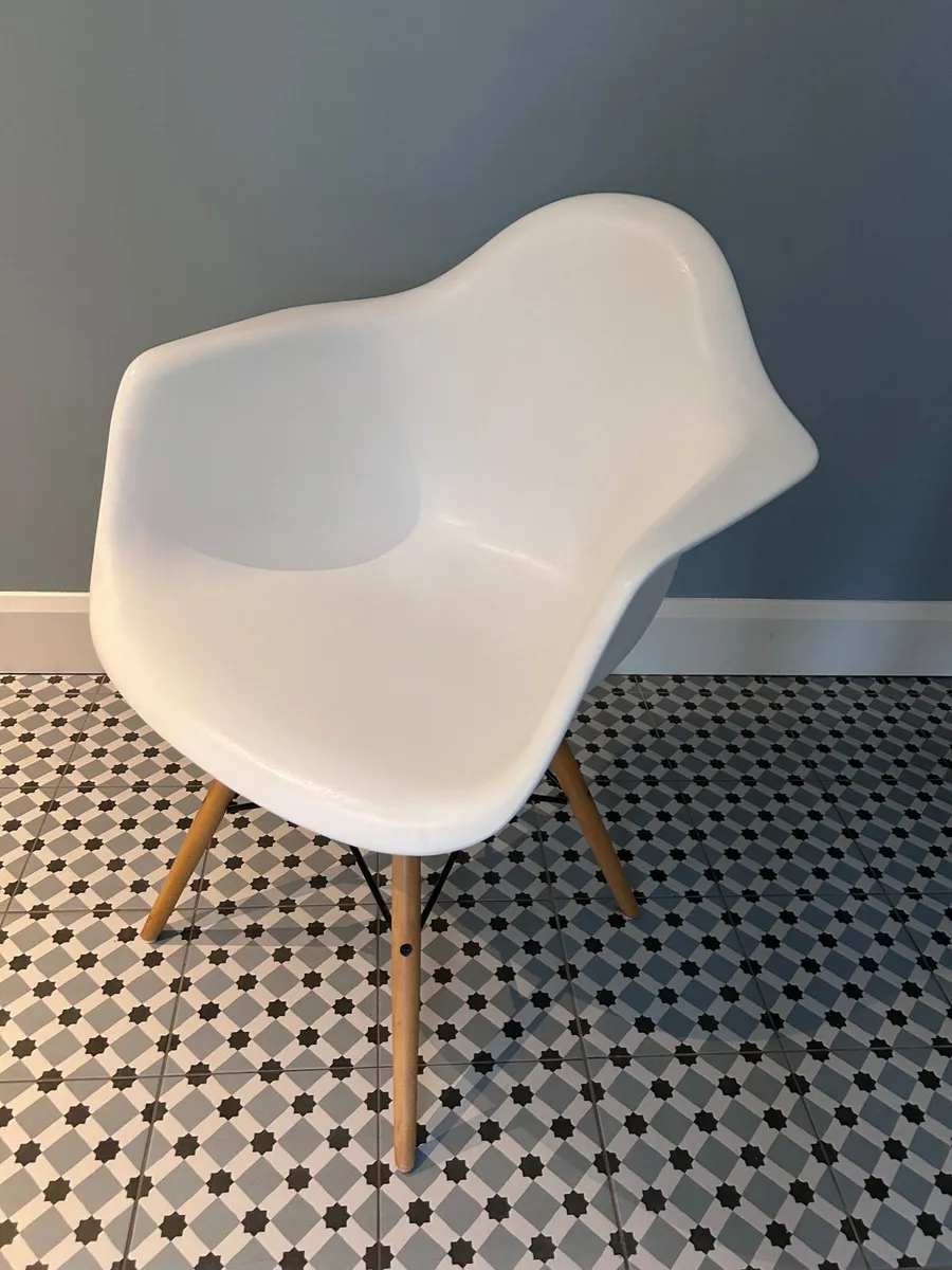 Armchair with Wood Legs - Image 2