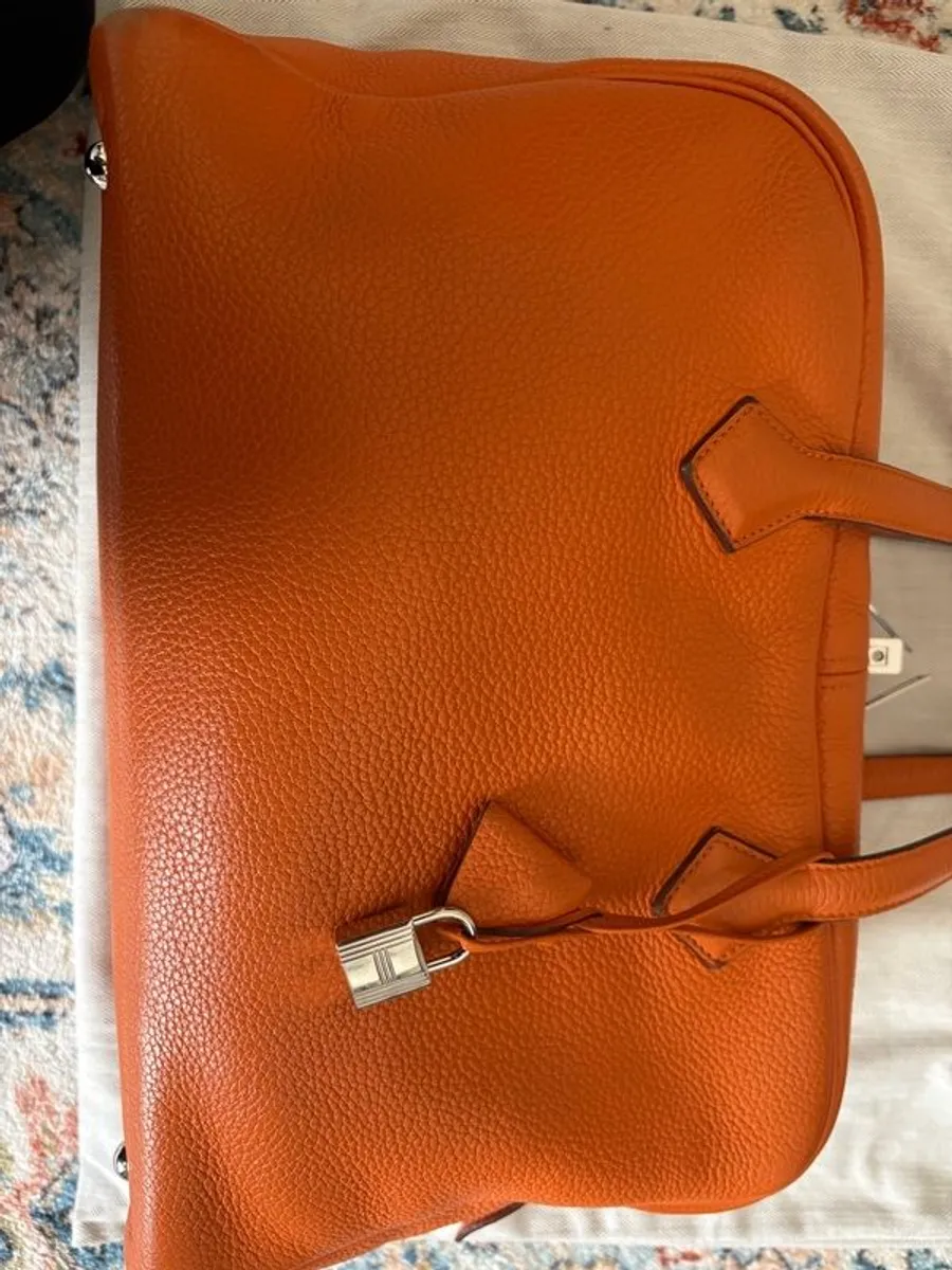 Hermes Victoria ll Clemence - Image 2