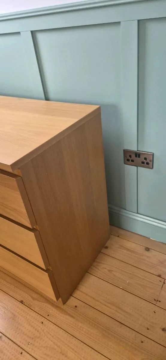 Small dresser - Image 2