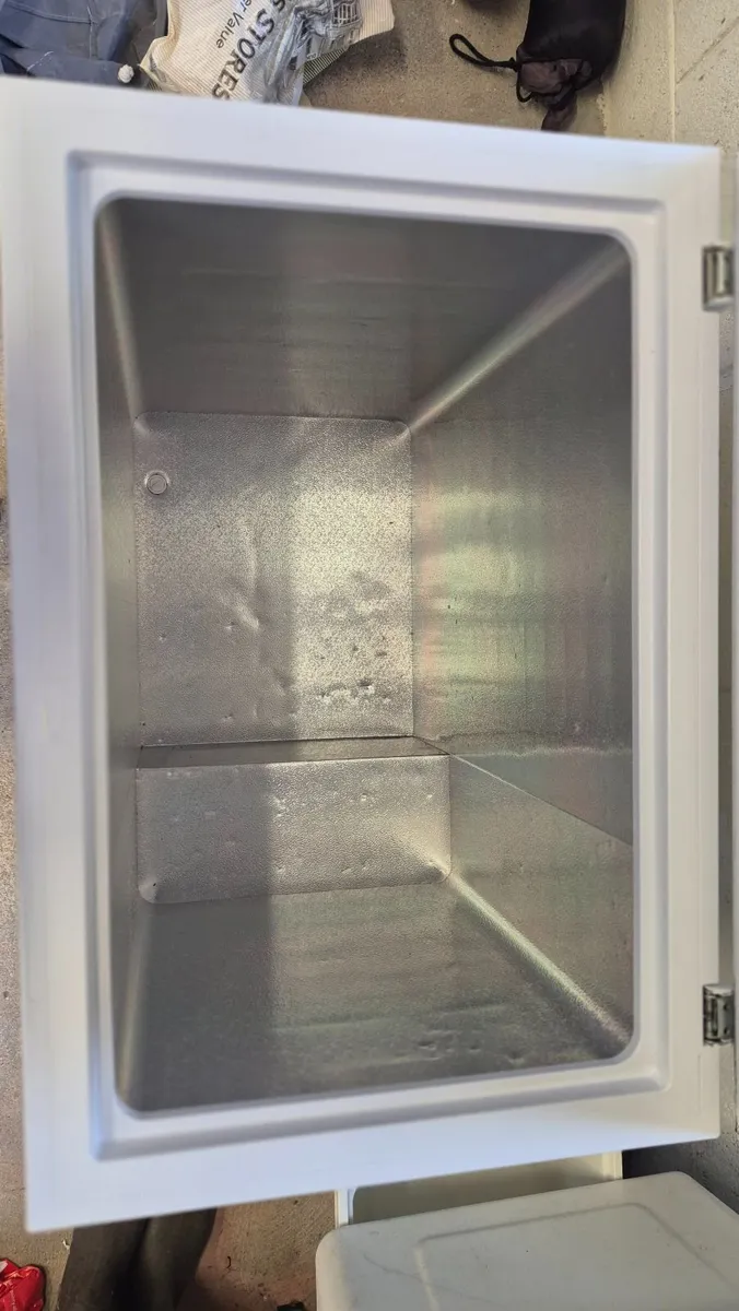 Logik L198CFW20 Chest Freezer - Image 4