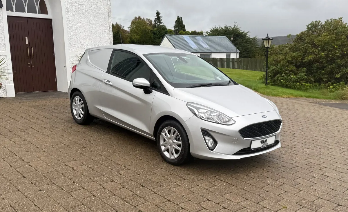 2020 (202reg) Ford Fiesta Van Trend - Image 1