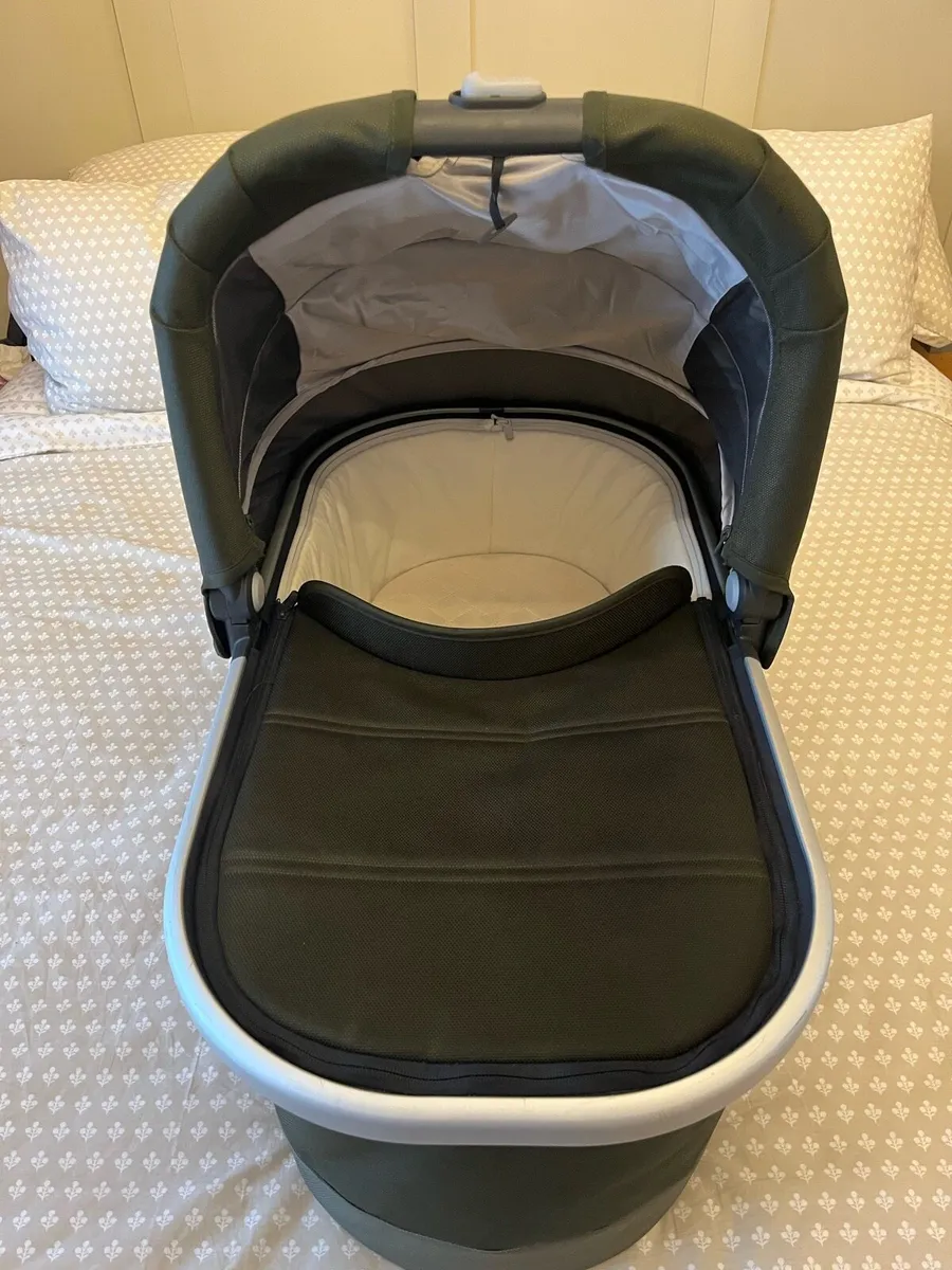 UPPAbaby bassinet - Image 3
