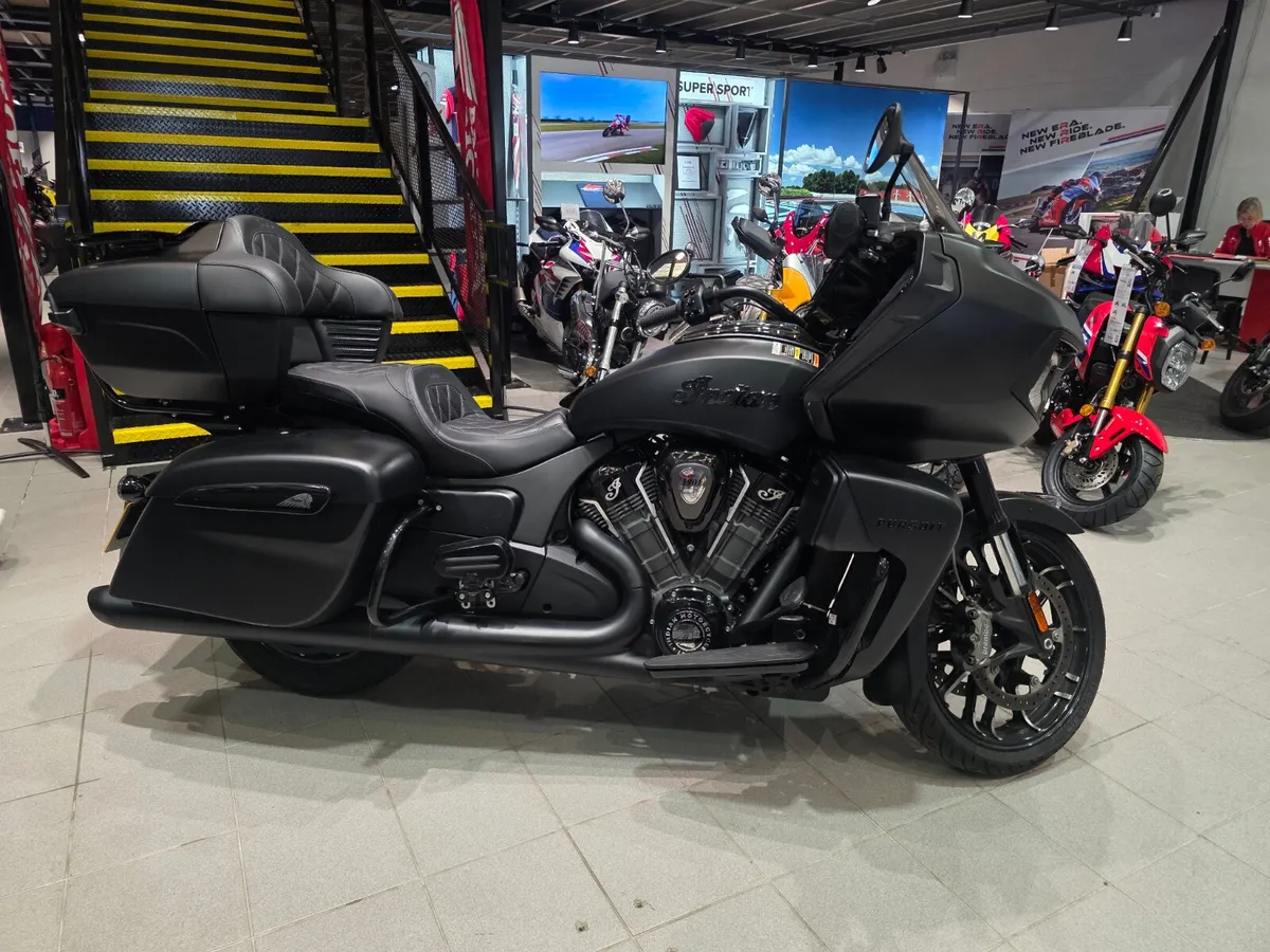 Indian Pursuit Ltd Dark Horse 1768 - Image 2