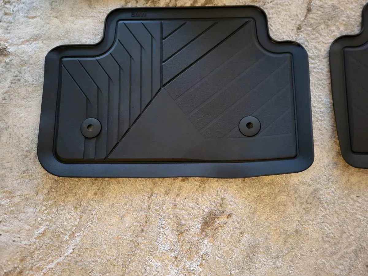 BMW 530e G60 genuine rubber floor mats. - Image 2