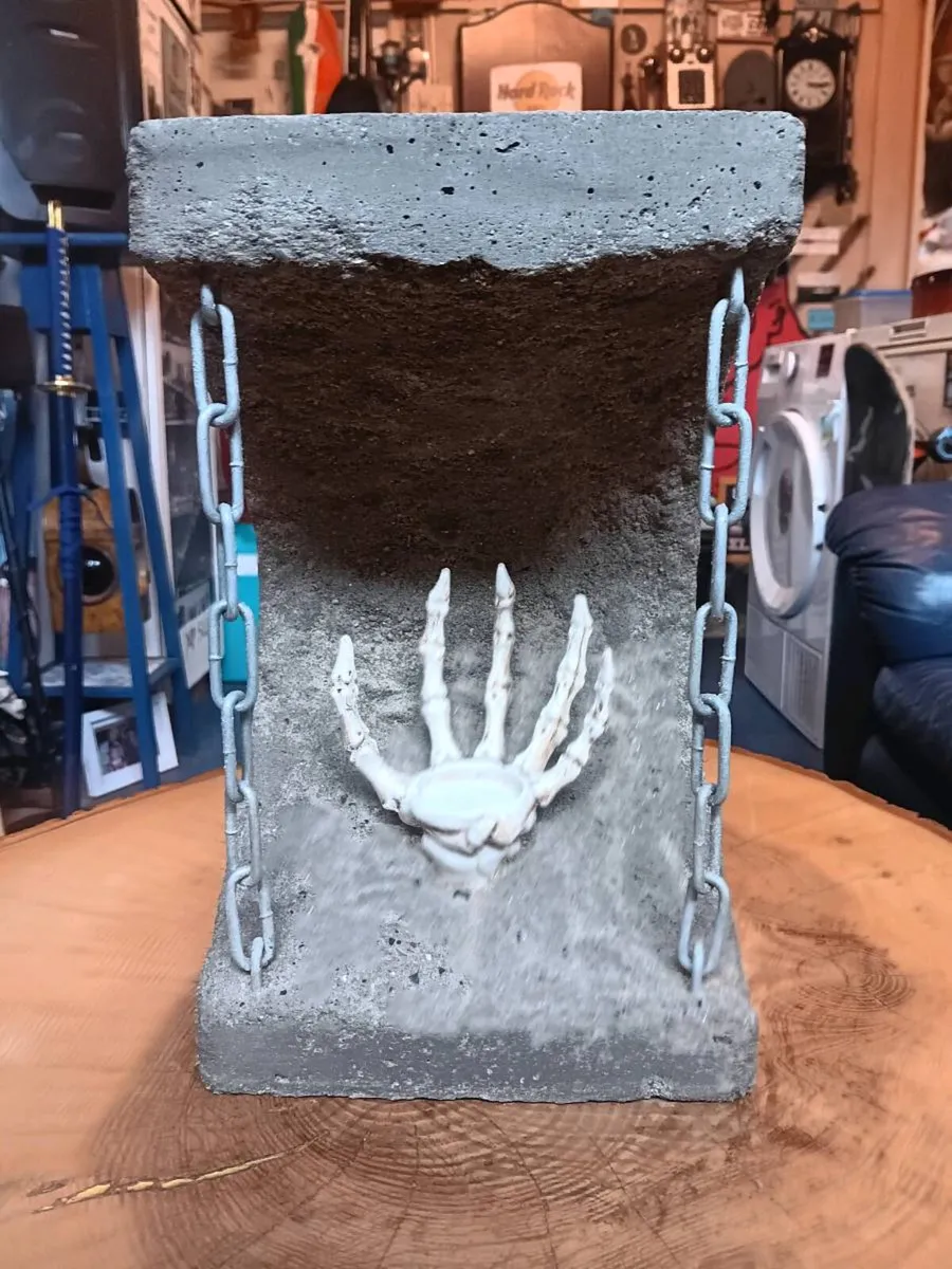 Concrete candle light (gothic) - Image 1
