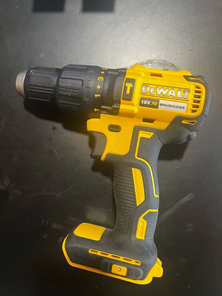 DeWalt Impact Driver & Combi Dill - Image 4