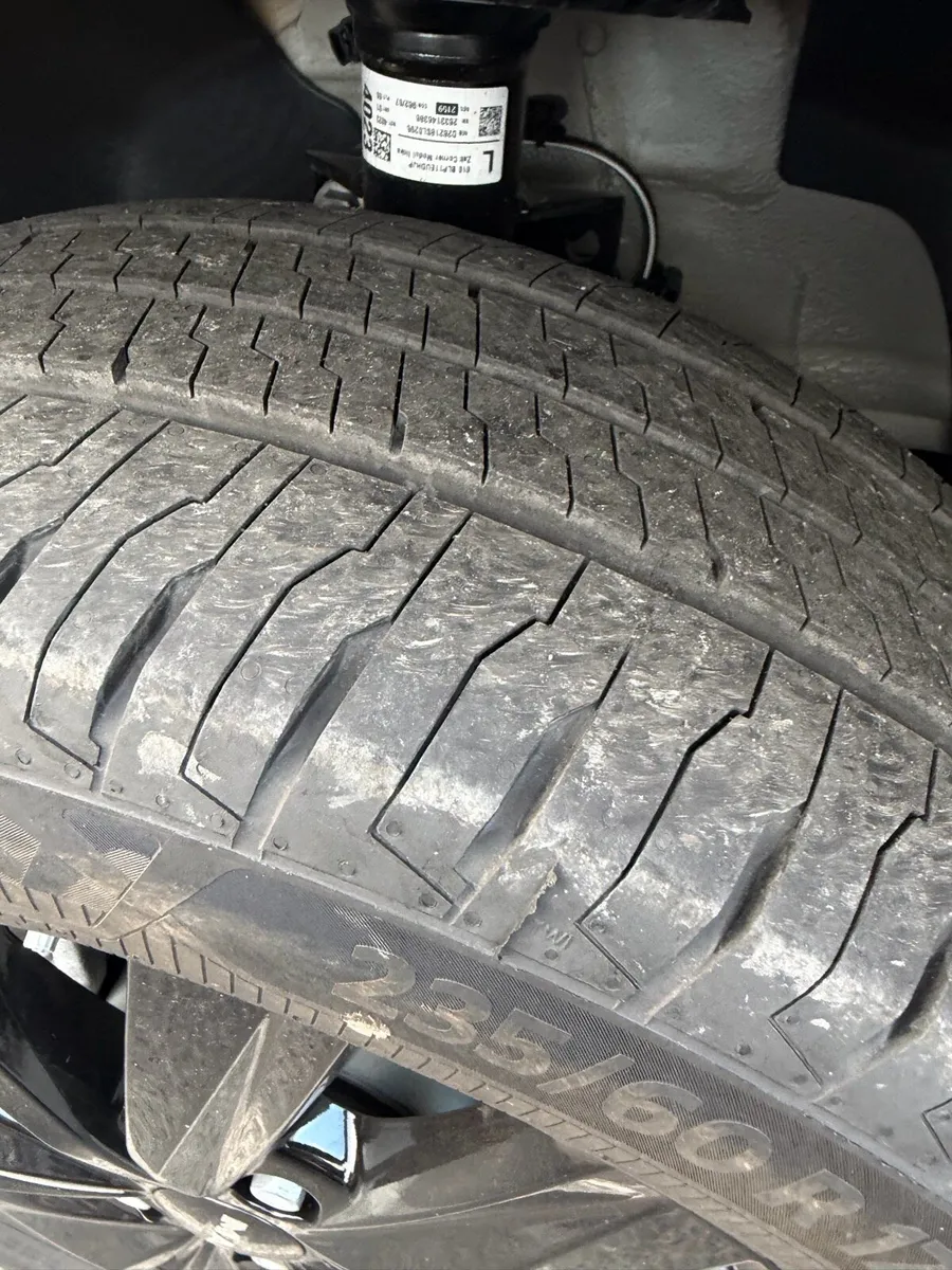Brand New Genuine MAN 17” Alloy Wheels - Image 2