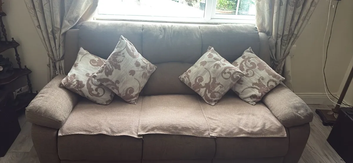 Sofa - Image 3