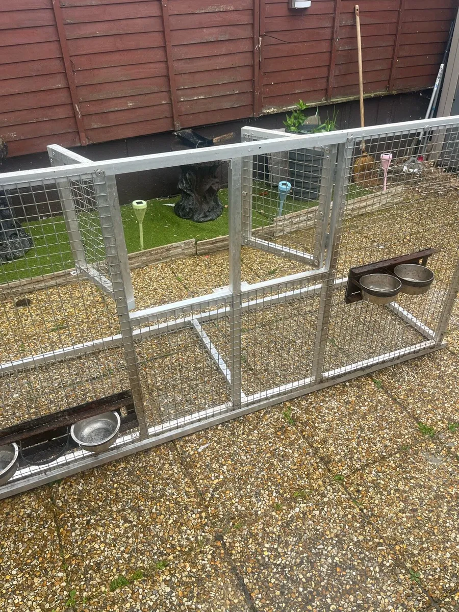 Bird cages and parrot breeding cage - Image 1