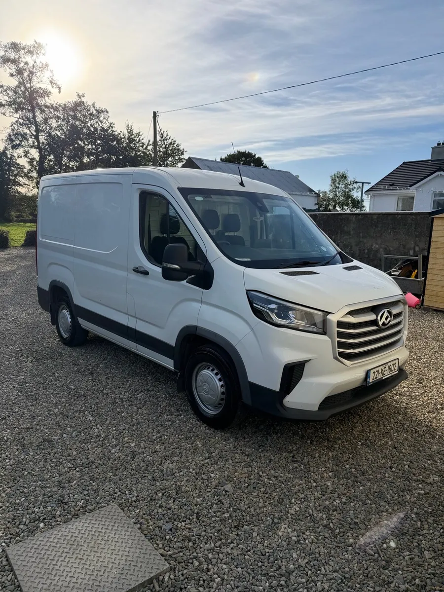 2022 Maxus delivery 9 van - Image 1