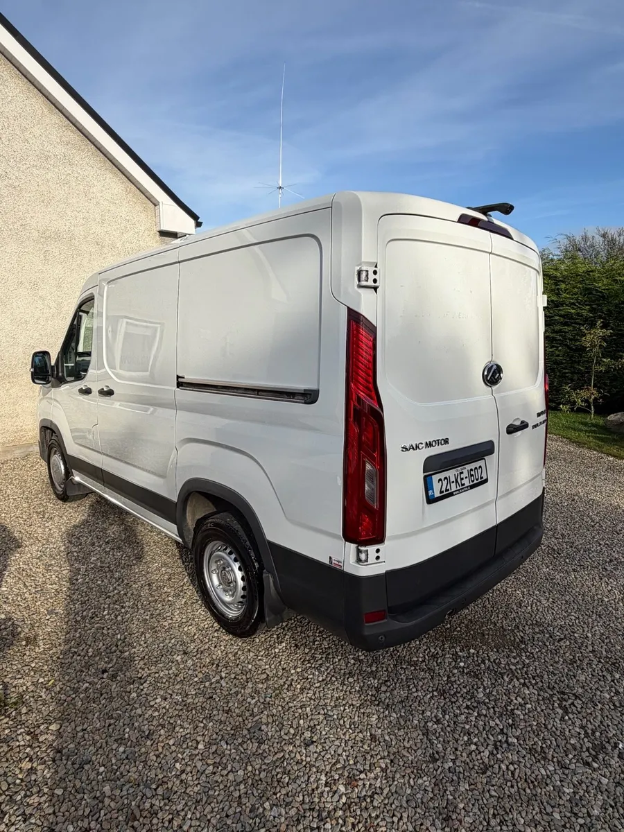 2022 Maxus delivery 9 van - Image 3