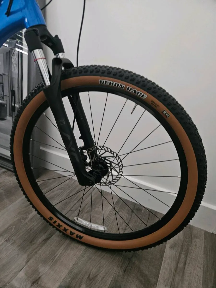 GIANT TALON 1 *BRAND NEW* - Image 4