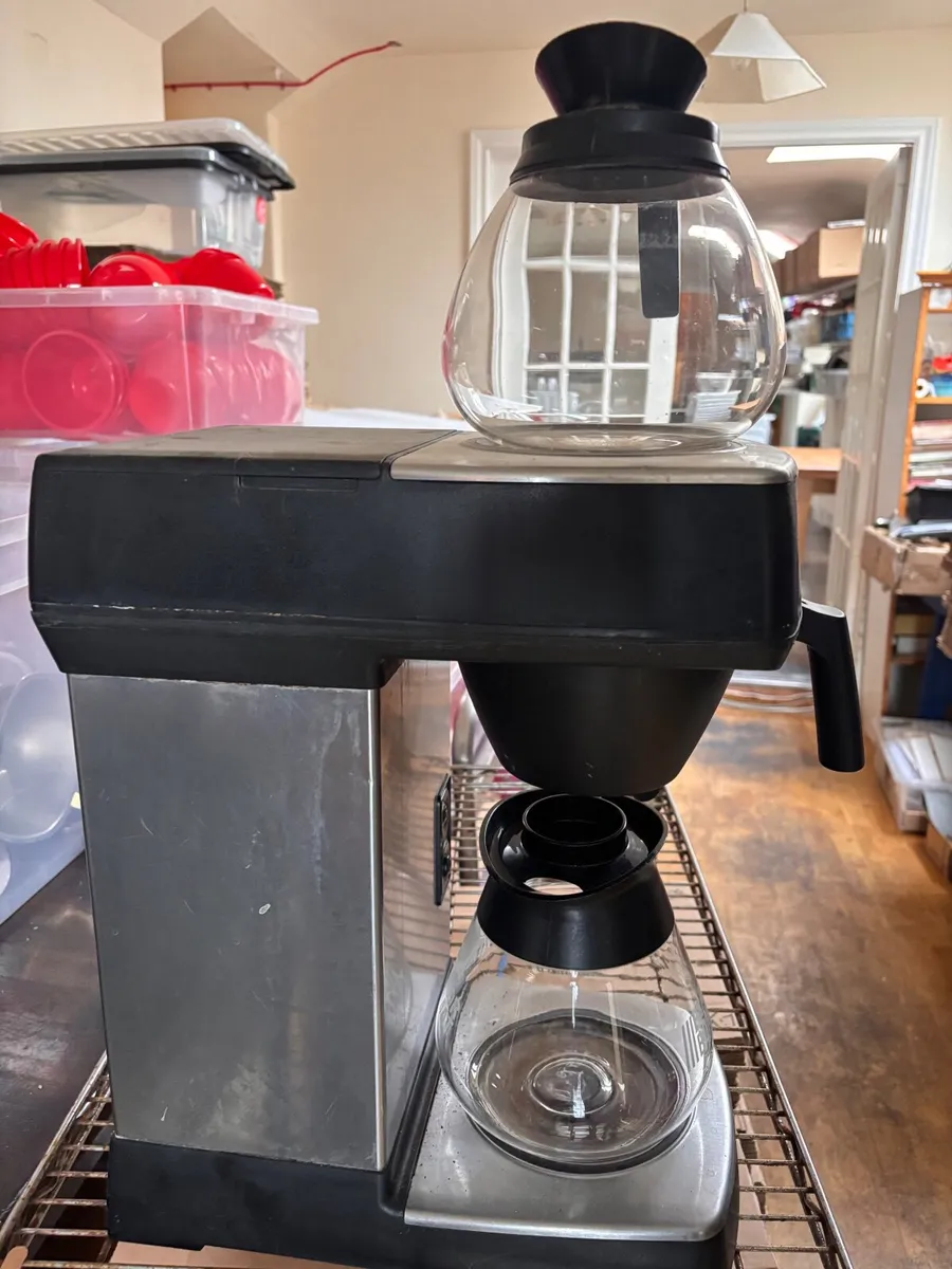 Bravilor Novo Coffee Machine - Image 3