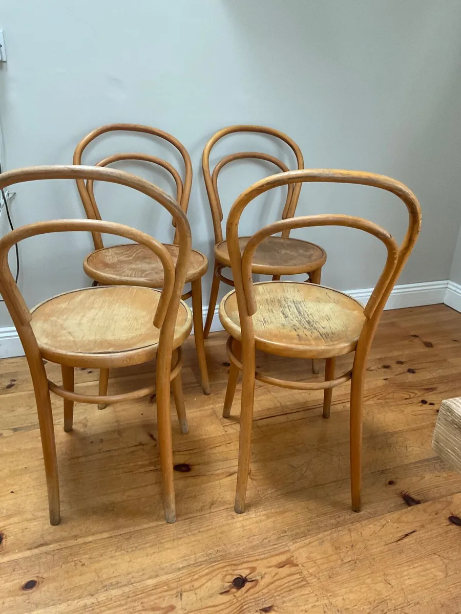 Antique set of Thonet bistro chairs X4 - Image 3