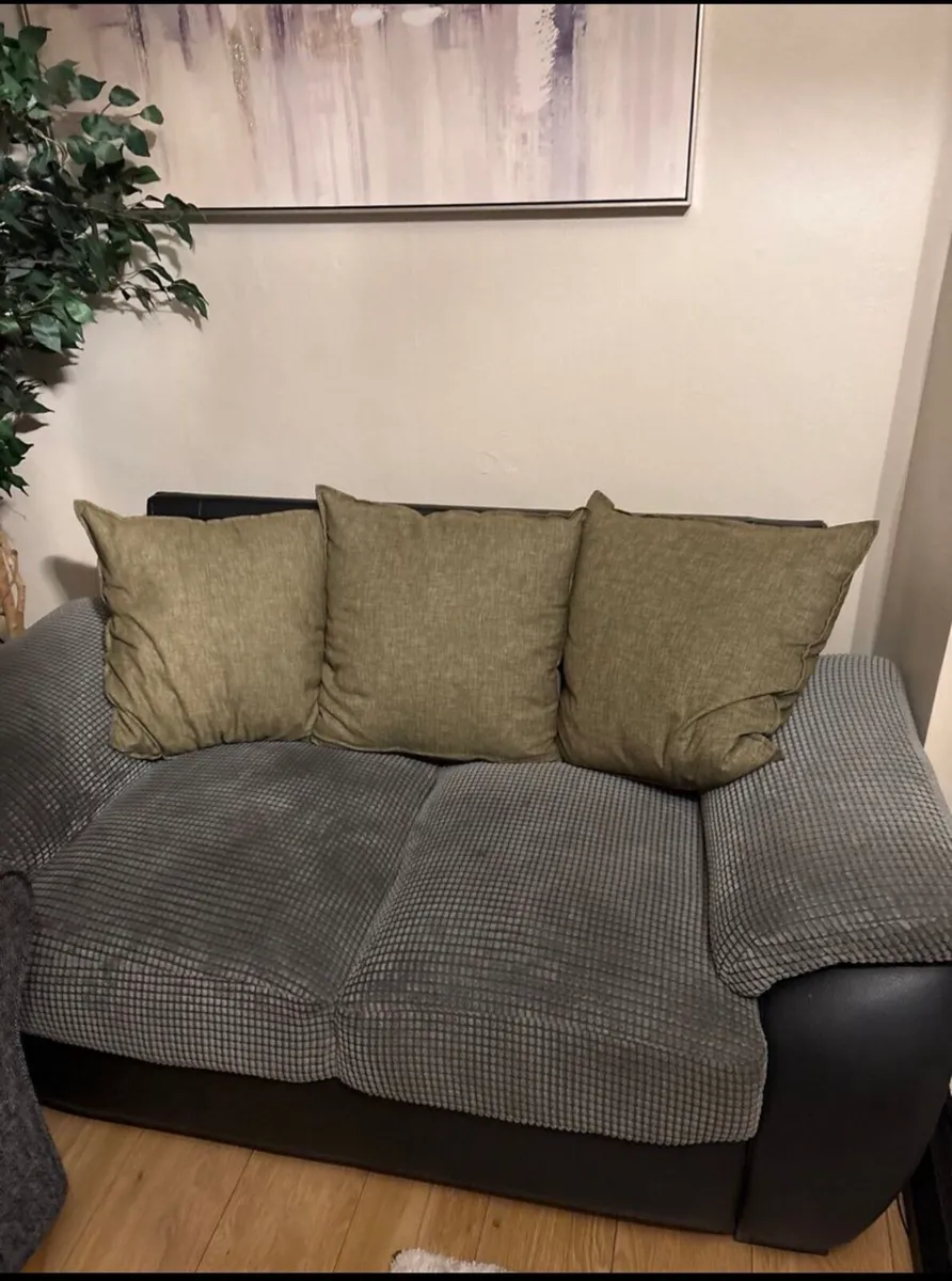 Sofa - Image 3