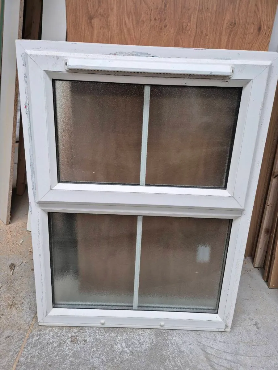 White pvc window. - Image 1
