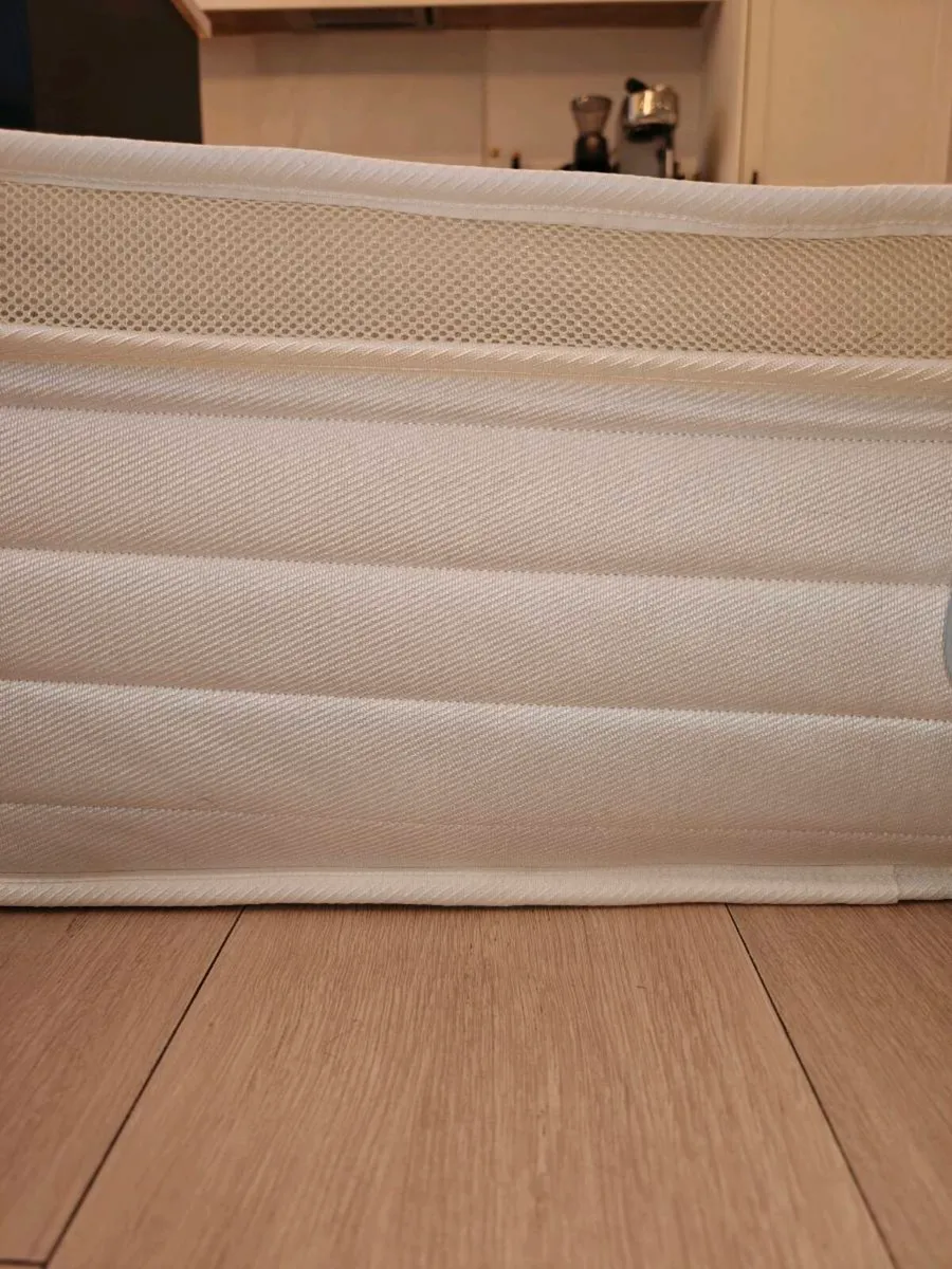 Mattress - Signature Range Diplomat 3000 Memory - Image 3