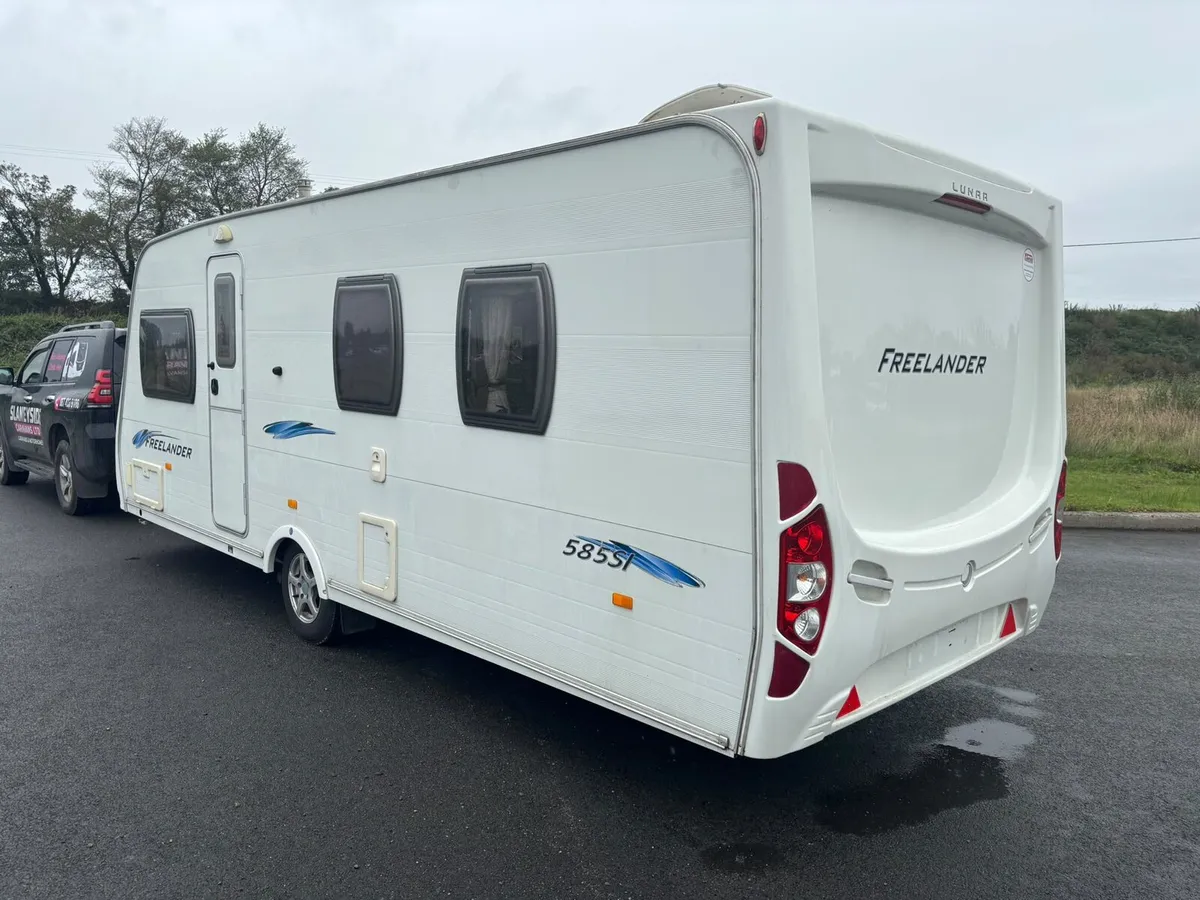 Lunar freelander island bed caravan awning inclu - Image 4