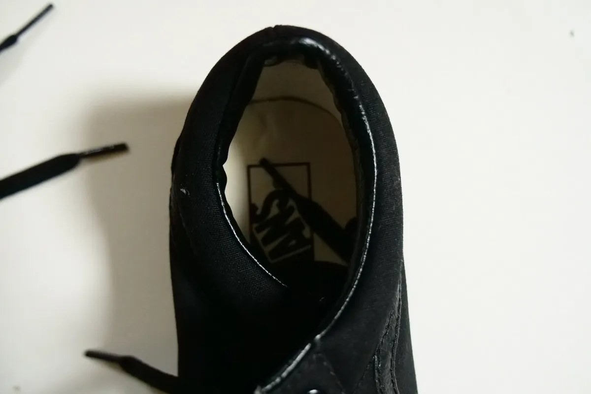 Vans Old Skool Shoes Size 8.5 - Image 4