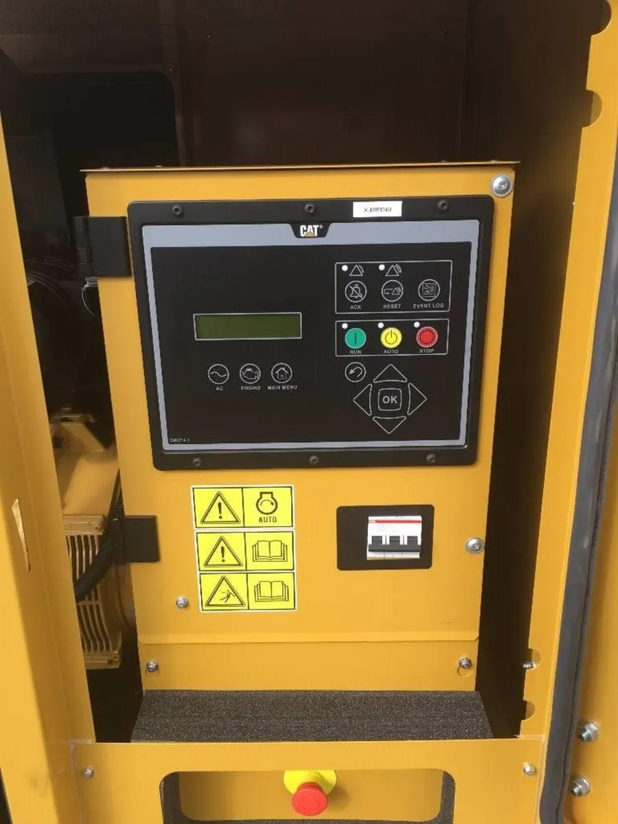 Caterpillar DE13.5 - 13.5 kVA Generator - 80 Hours - Image 2