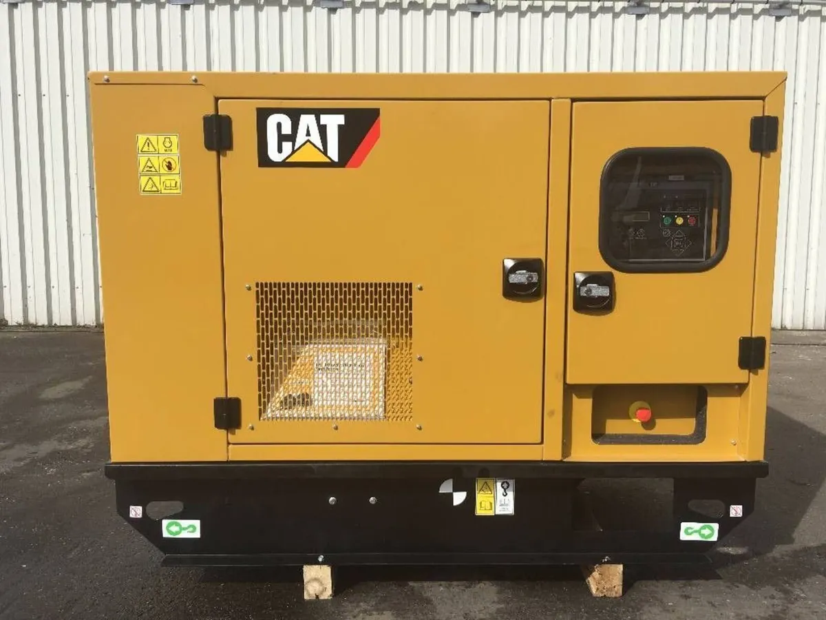 Caterpillar DE13.5 - 13.5 kVA Generator - 80 Hours - Image 1
