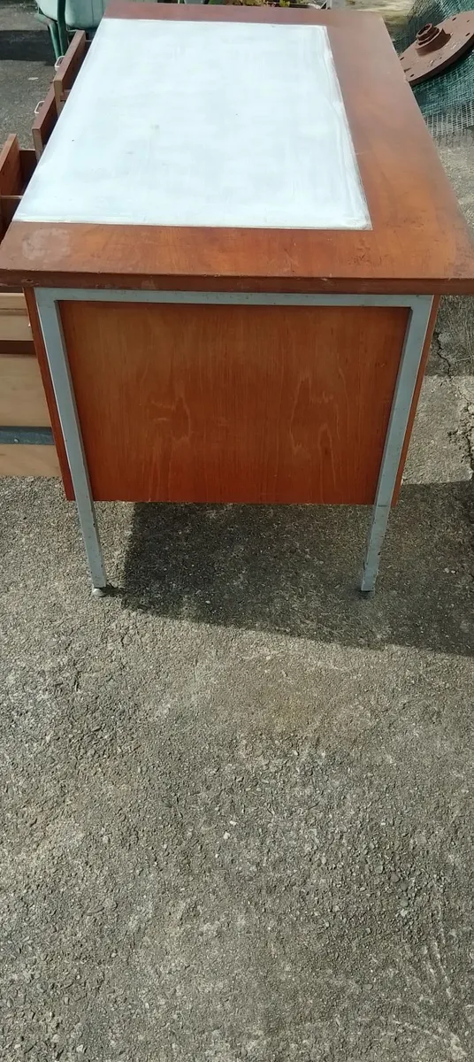Desk - Image 3