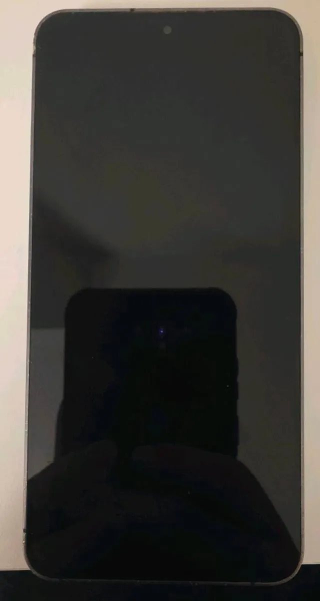 Samsung s24 - Image 1