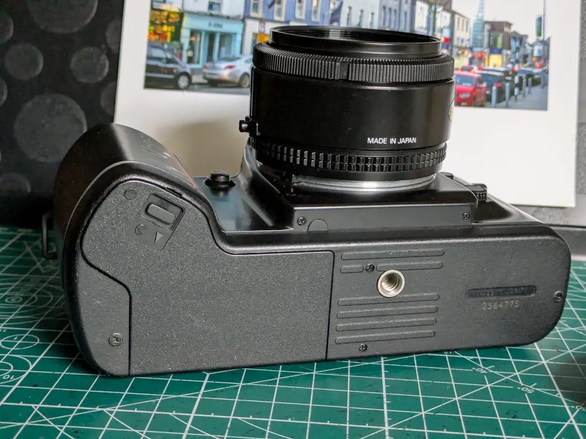 🎞️ Nikon F401S + 35-70mm/3.3-4.5 zoom lens - Image 4