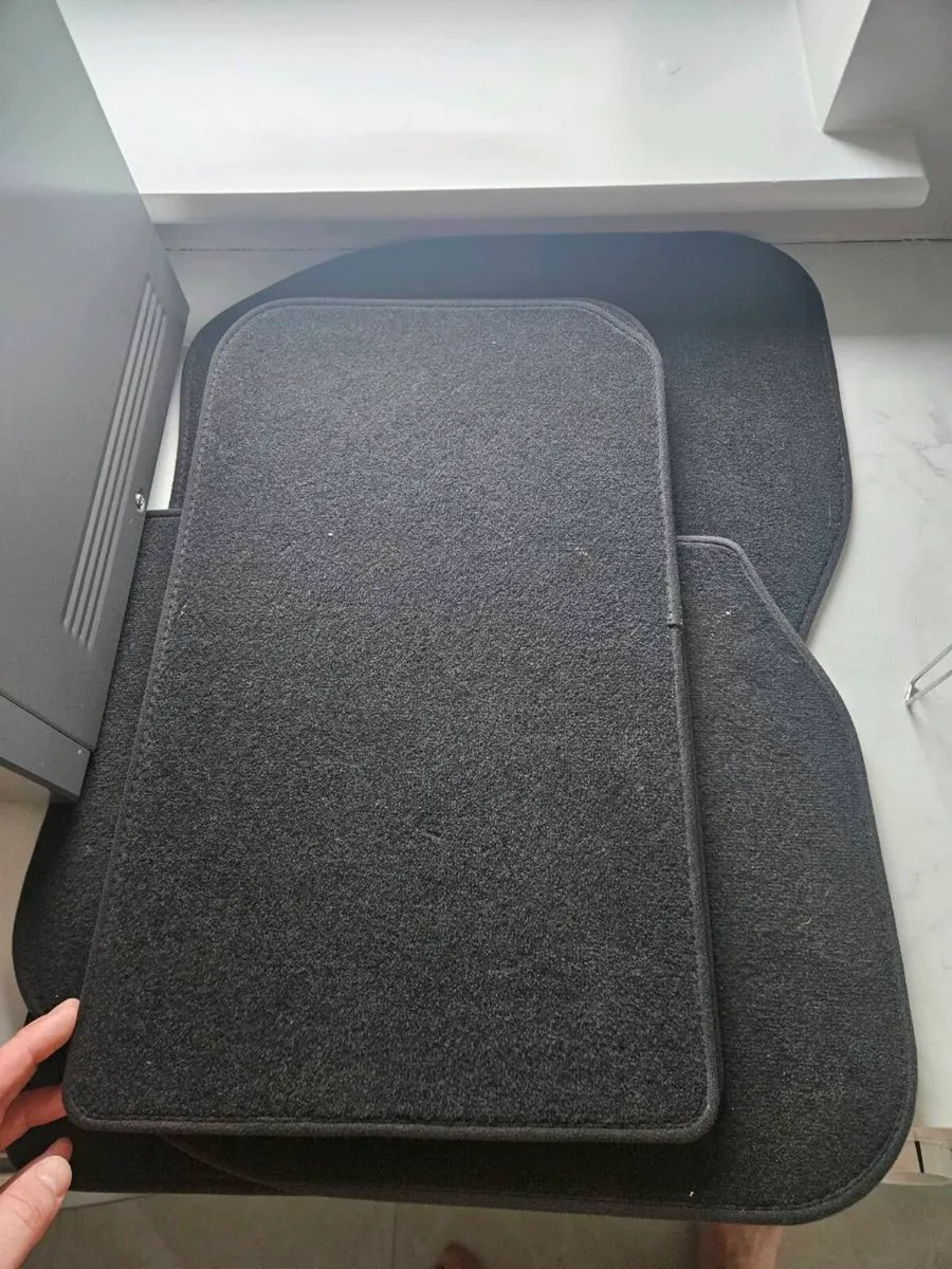 Bmw car mats - Image 3
