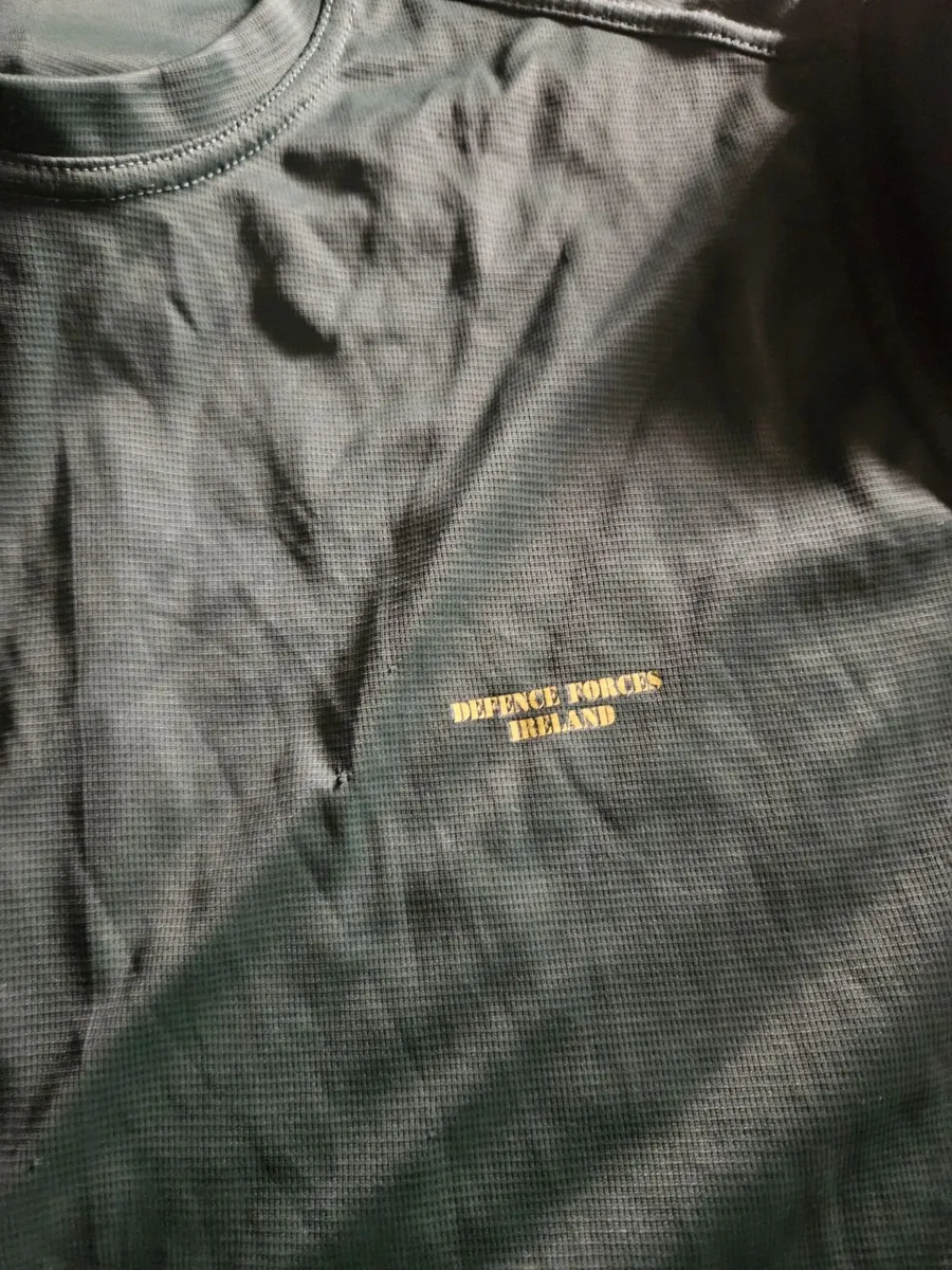 Irish Army Defence Forces T Shirt - Image 2