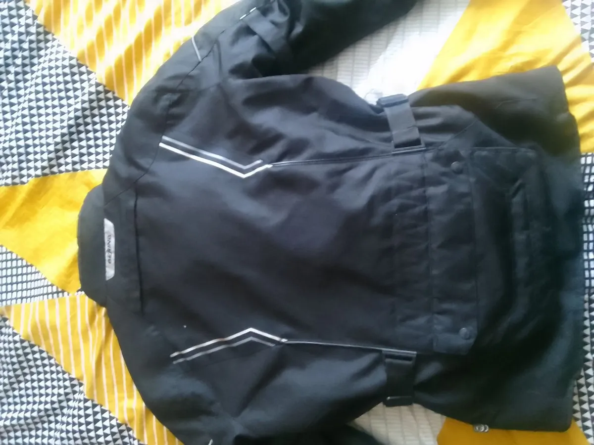 Motorbike jacket - Image 4