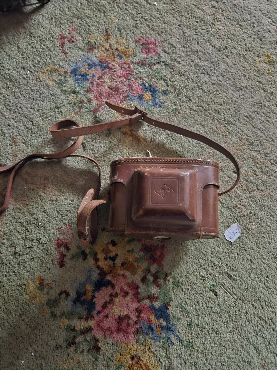 Vintage Camera - Image 4