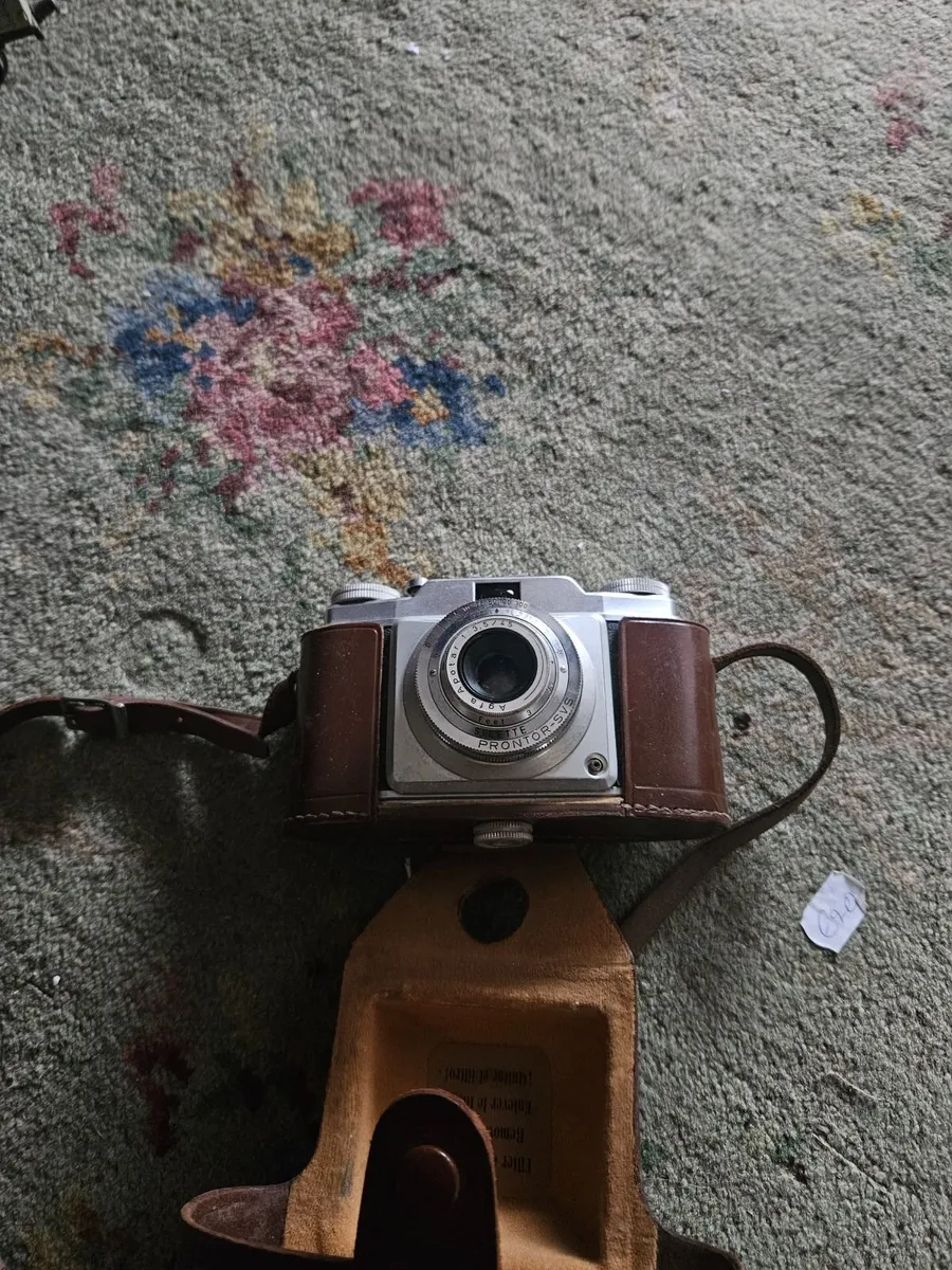 Vintage Camera - Image 1