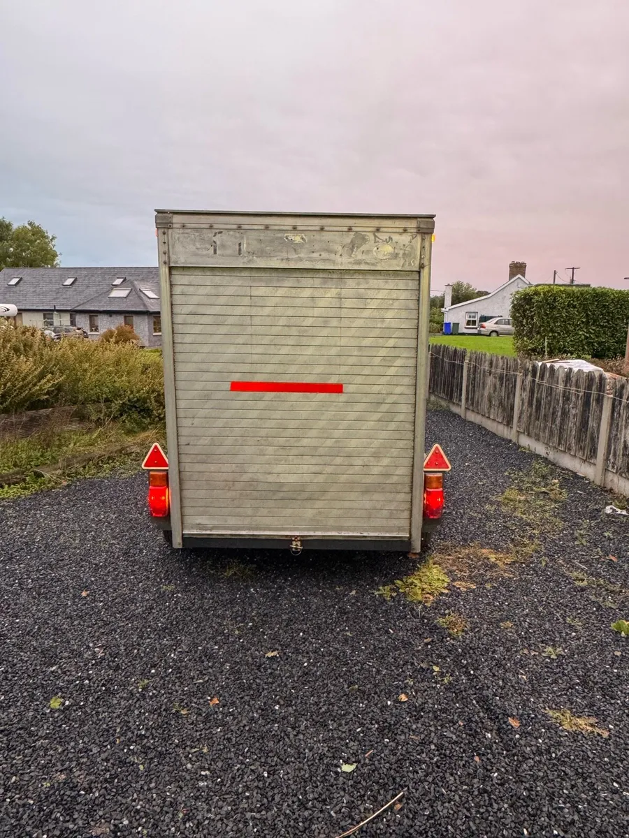 7’10”x4’10”, double axle rolling door box trailer - Image 4